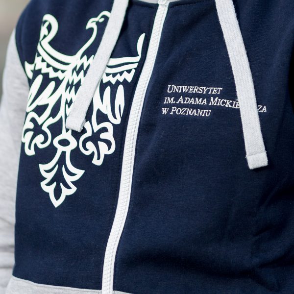 Granatowo-szara bluza rozpinana męska z logo UAM